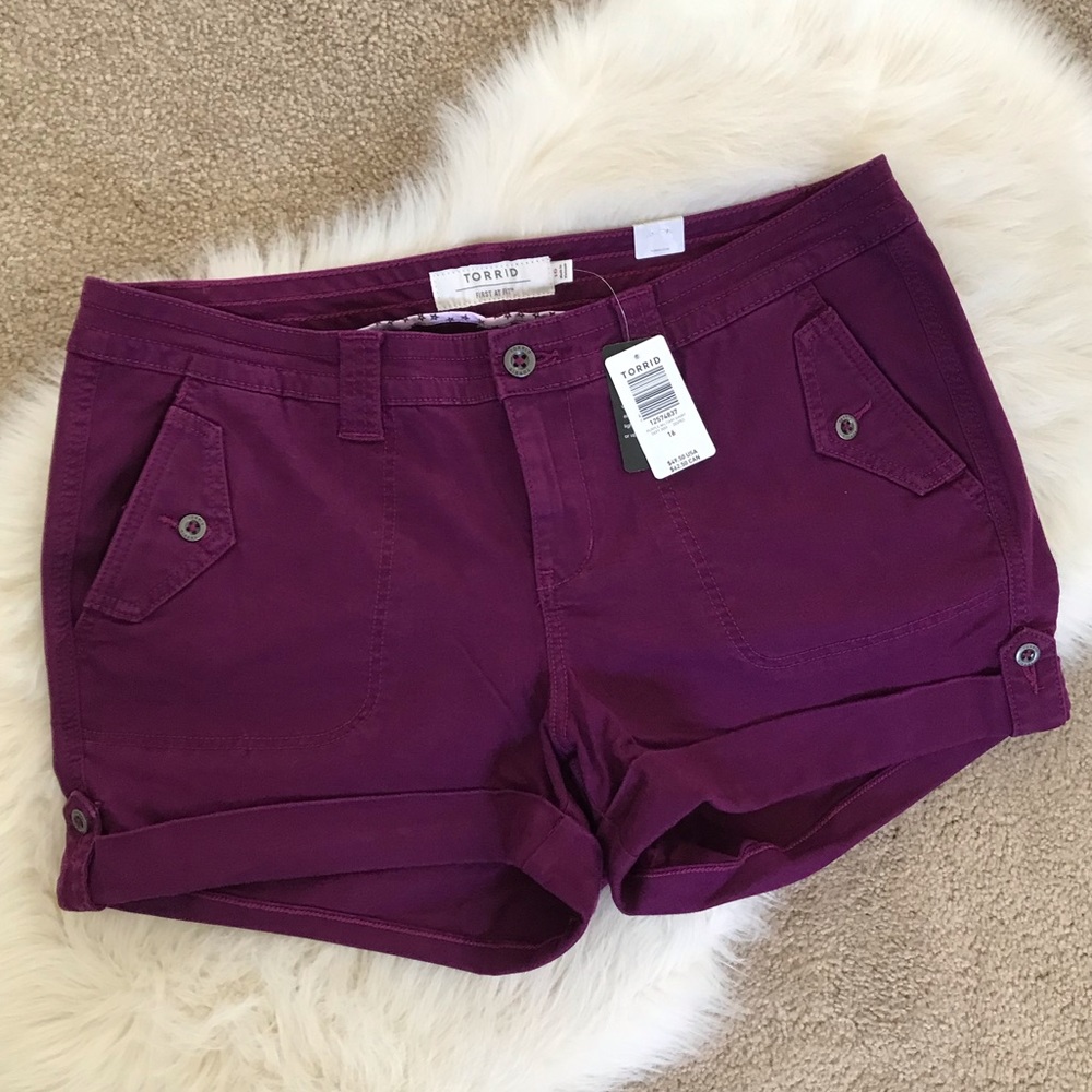 Torrid Short || 16